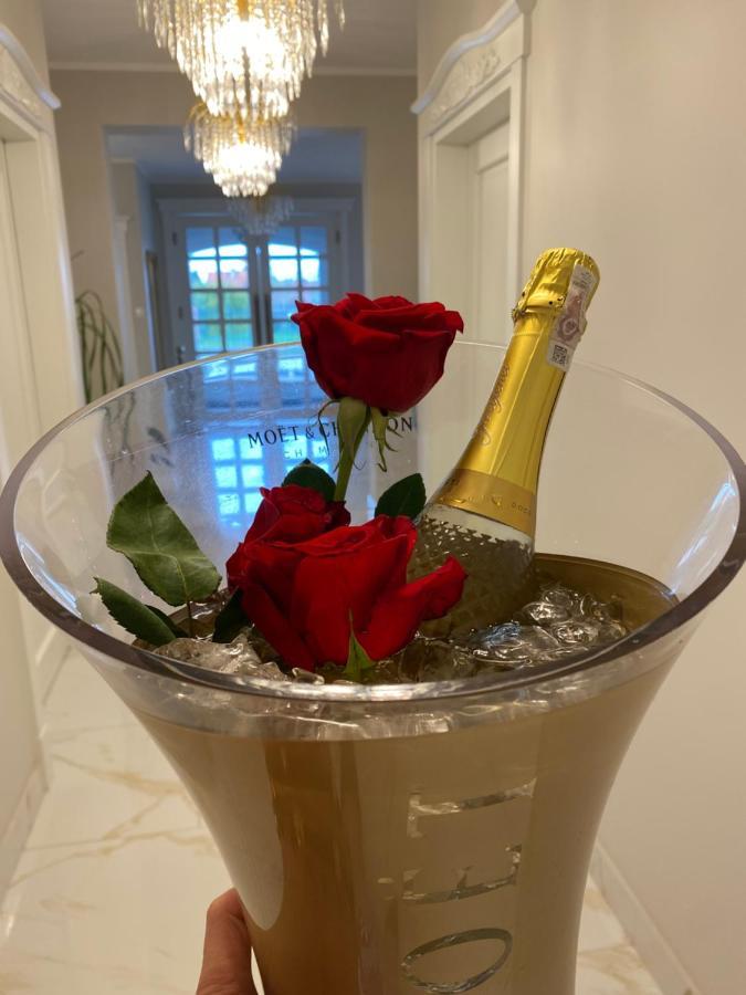 La Rose Residence Mikołajki Eksteriør bilde